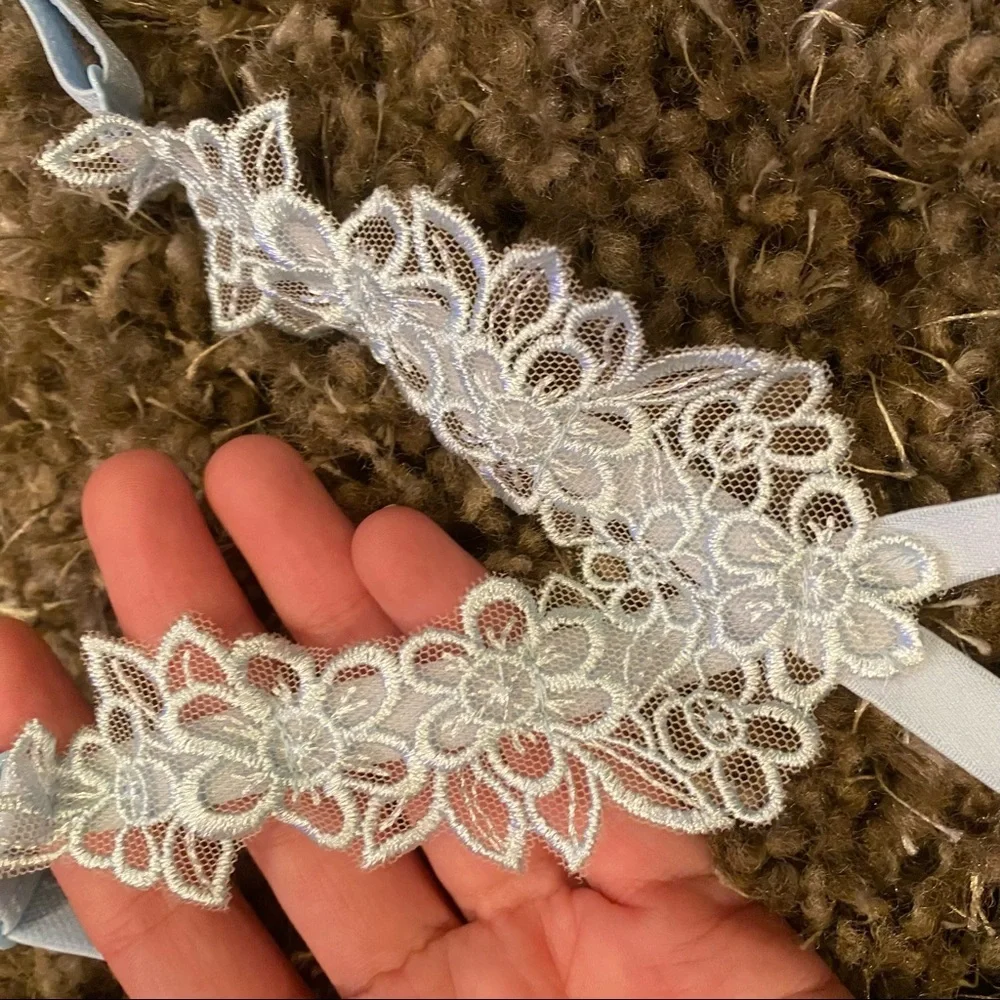 Vs PINK lace triangle bralette - Picture 3 of 4